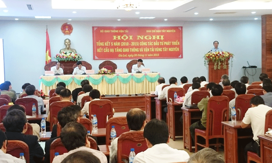 Konferensi evaluasi masa 5 tahun pengembangan perhubungan di kawasan Tay Nguyen