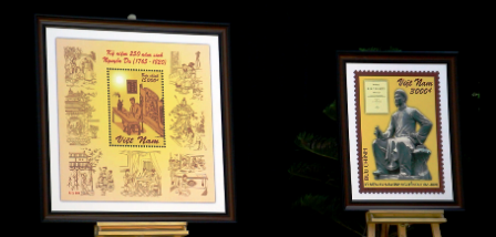 Pengedaran perangko sehubungan dengan peringatan ultah ke-250 Lahirnya Penyair Besar Nguyen Du