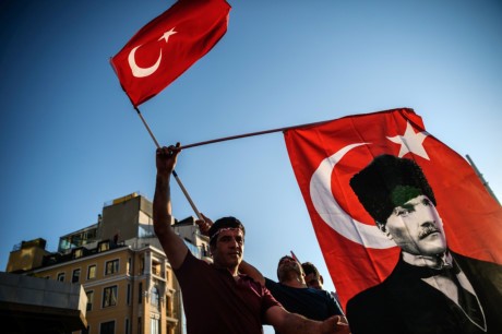 Pawai besar-besaran di Turki untuk mendukung Pemerintah pimpinan Presiden Recep Erdogan