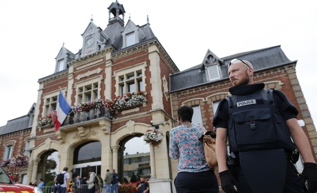 Perancis menetapkan nama pelaku penyanderaan di gereja