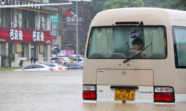 Chine: 9.000 passagers bloqués à l’aéroport à cause des pluies torrentielles