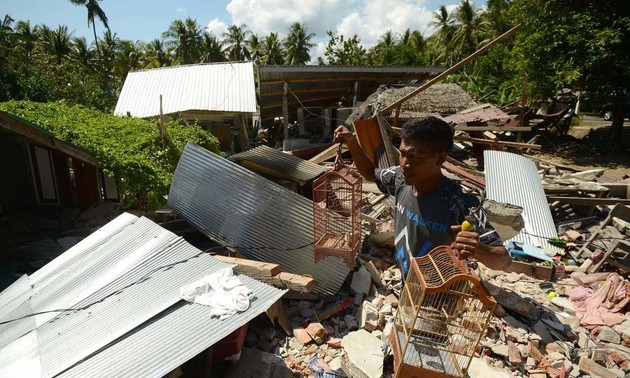 Le bilan du séisme en Indonésie atteint 347 morts