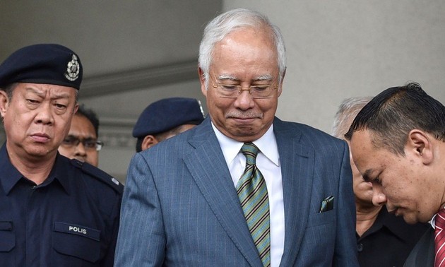Malaisie : l’ancien Premier ministre Najib Razak arrêté pour corruption