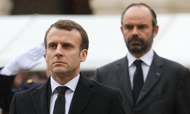 «Gilets jaunes»: Macron appelle l’opposition à la responsabilité