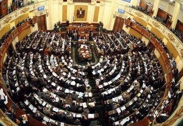Nach Referendum über Verfassung stellt Ägypten neue Priorität fest