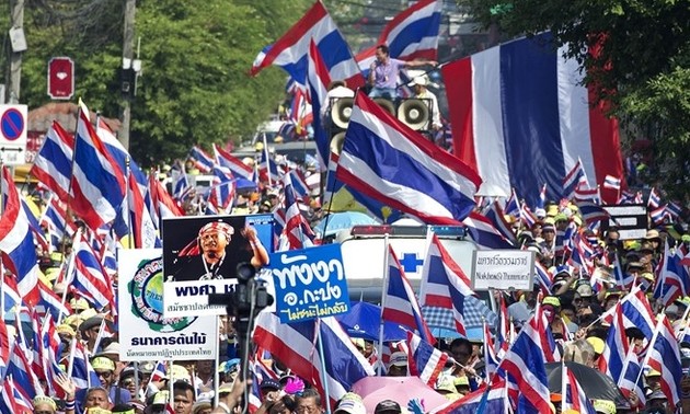 Thailands Ministerpräsidentin ruft Bevölkerung zur Wahlbeteiligung auf