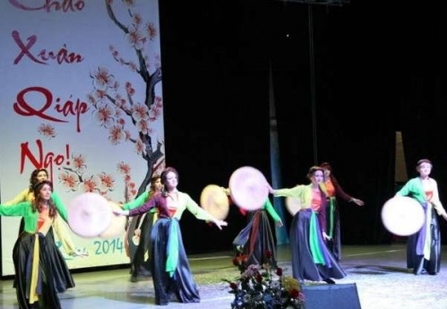 Auslandsvietnamesen feiern das Neujahrsfest Tet
