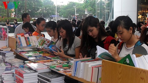 Buchfest “Hanoi – die Stadt für den Frieden”