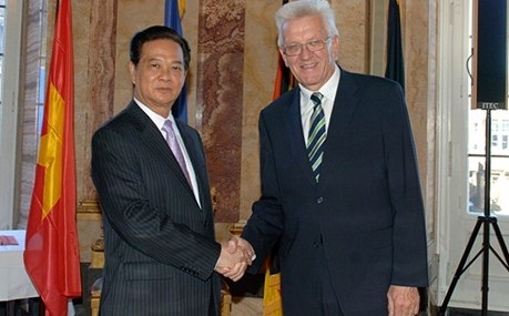 Premierminister Nguyen Tan Dung besucht Baden-Württemberg