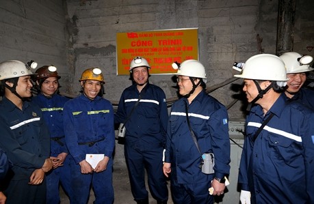 Vize-Premierminister Hai tagt mit Kohle-Konzernen in der Provinz Quang Ninh