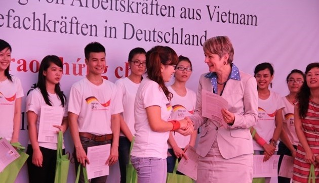 Weitere 250 vietnamesische Krankenpfleger werden in Deutschland arbeiten