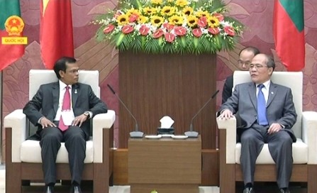 Nguyen Sinh Hung trifft den Parlamentspräsidenten der Malediven
