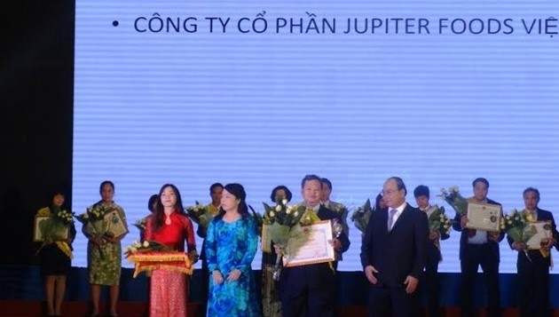 Verleihung des Preises “Goldene Marke für vietnamesisches Nahrungsmittel”