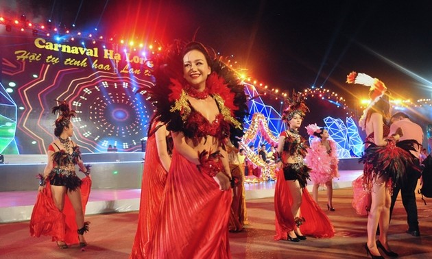 Eröffnung des Karnevals Ha Long 2015