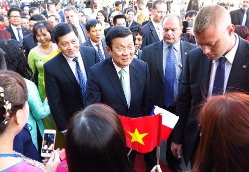 Staatspräsident Truong Tan Sang besucht Tschechien