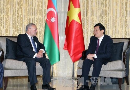 Staatspräsident Truong Tan Sang trifft Premierminister Aserbaidschans Rasizade