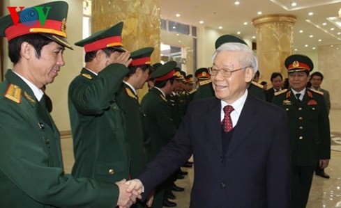 Der KPV-Generalsekretär tagt mit dem Oberkommando der Hauptstadt Hanoi