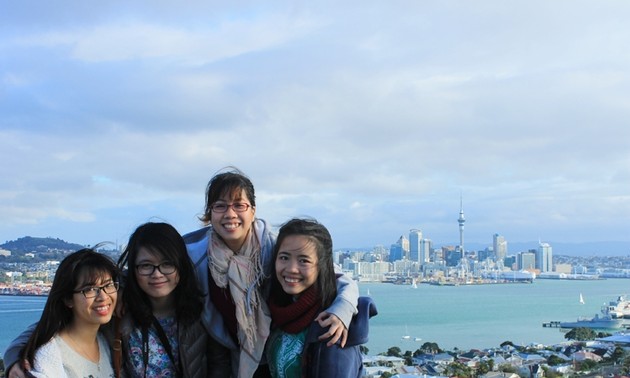 Neuseeland überreicht Stipendien an 30 vietnamesische Studenten