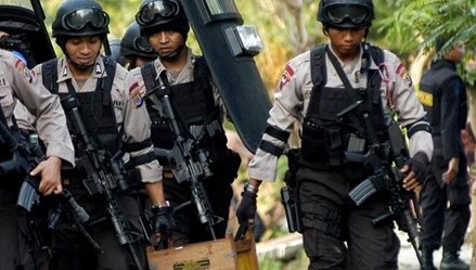 Bombenanschlag in Jakarta: Indonesien nimmt drei Verdächtige fest