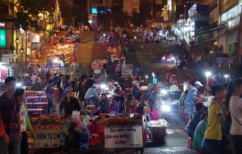 Der Nachtmarkt in Da Lat, eine kulturelle Tradition