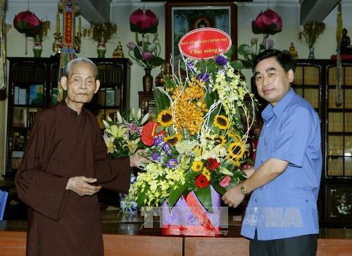Die Religionsabteilung der Regierung beglückwünscht den Buddhistenverband