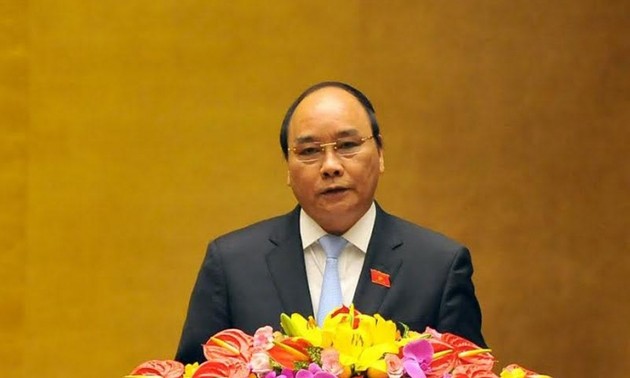 Premierminister Nguyen Xuan Phuc nimmt am KLV-Gipfeltreffen teil