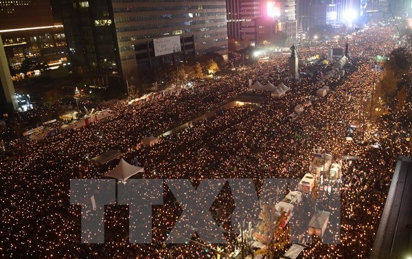 Südkoreanische Staatsanwälte wollen direkte Befragung der Präsidentin erwirken