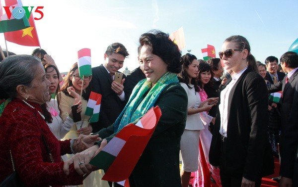 Aktivitäten der vietnamesischen Parlamentspräsidentin in Ungarn