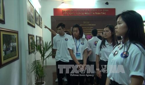 Abschluss des Sommerferienlagers für im Ausland lebende vietnamesische Jugendliche