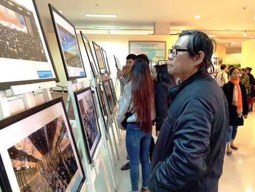 Fotoausstellung “Das APEC-Jahr Vietnam 2017 und Eindrücke Vietnams und Danangs”
