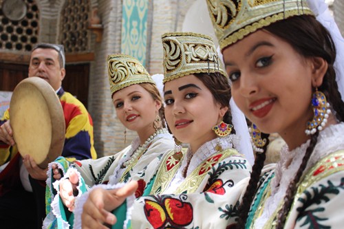 Kulturtage Usbekistans in Vietnam