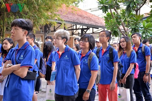 Eröffnung des Sommercamps der im Ausland lebenden vietnamesischen Jugendlichen 