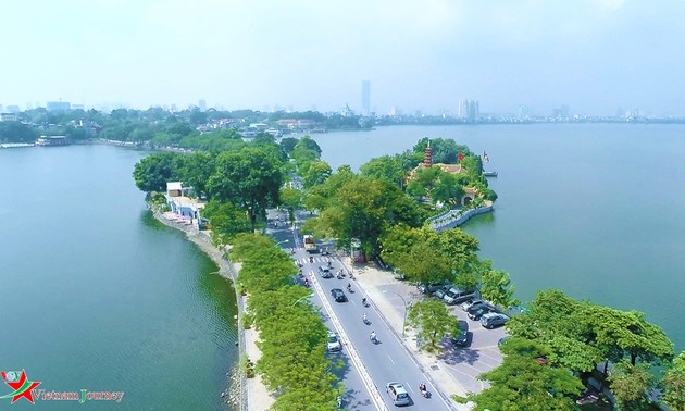 West-See, das attraktive Besuchsziel mitten in der Hauptstadt Hanoi