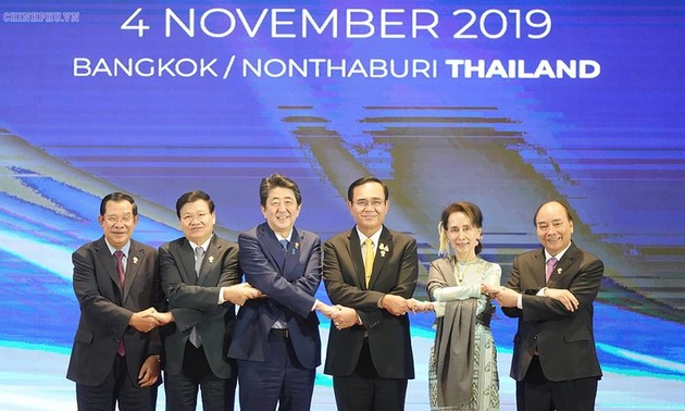 Premierminister Nguyen Xuan Phuc nimmt am Mekong-Japan-Gipfel teil