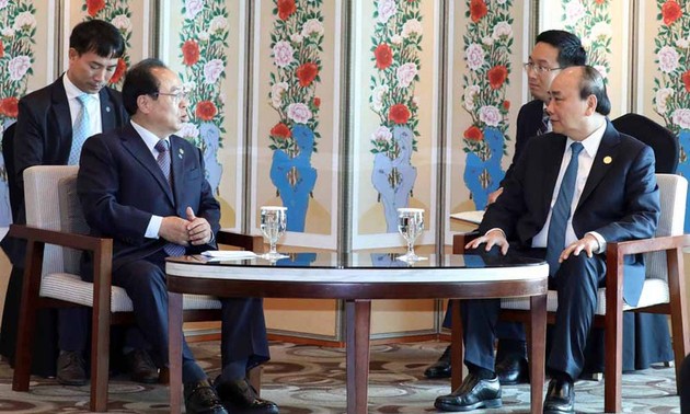 Premierminister trifft den Bürgermeister von Busan Oh Keo-don