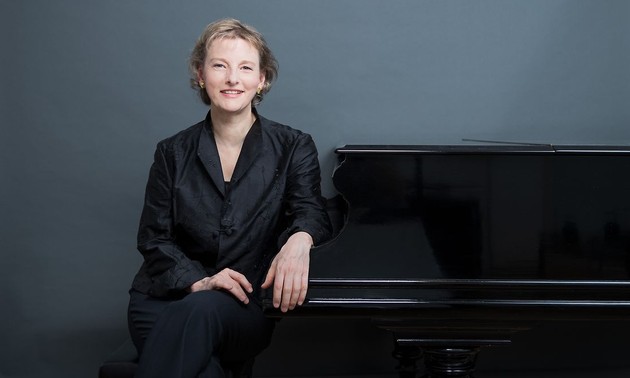 Klavierabend mit deutscher Pianistin Corinna Simon