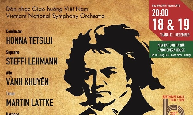 Vorführung der 9. Sinfonie des Komponisten Ludwig van Beethoven im Opernhaus von Hanoi