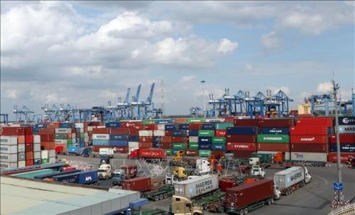 Der Gesamtwert von Im- und Exportgütern Vietnams erhöht um das Siebzehnfache nach 19 Jahren