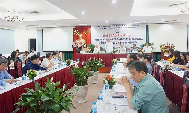 Rolle der Presse beim Parteiaufbau in Vietnam