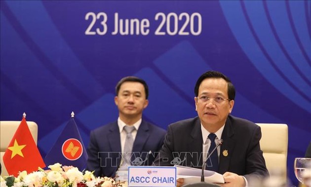 ASEAN 2020: Streben nach einer verbundenen ASEAN-Gemeinschaft für die Bevölkerung
