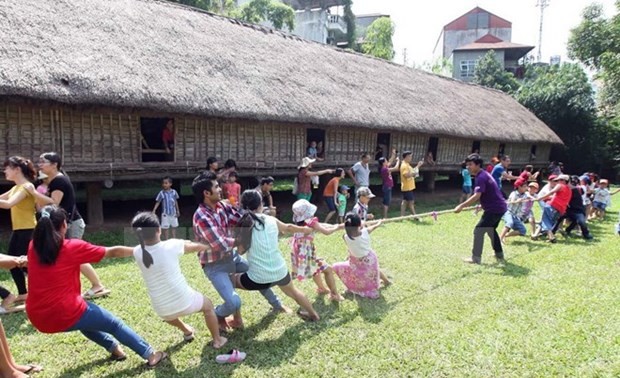 Aktivitäten zur Verbindung der Familienmitglieder im ethnologischen Museum Vietnams