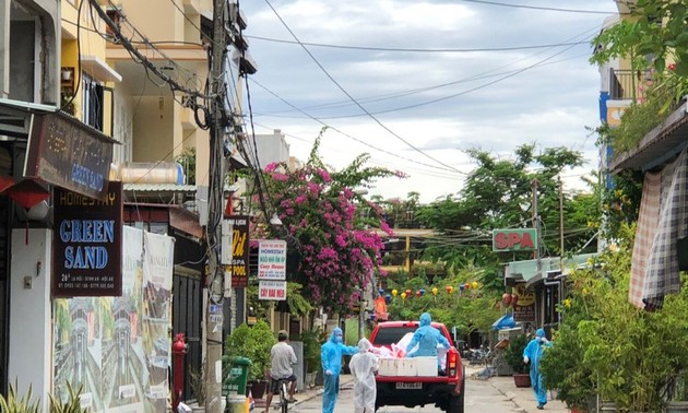 Die Stadt Hoi An kümmert sich um Haushalte in isolierten Wohnvierteln