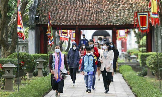 Während des Neujahrsfests Tet empfängt Hanoi 122.000 Touristen
