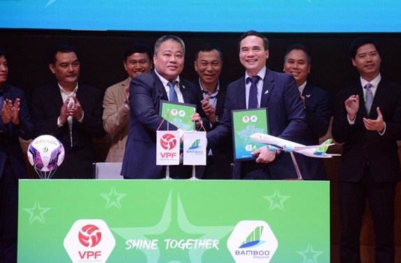 27 Fußballvereine nehmen am nationalen Fußballpokal Bamboo Airways 2021 teil