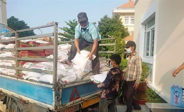 Ho Chi Minh Stadt unterstützt die von der Covid-19-Pandemie betroffenen Vietnamesen in Kambodscha und Laos