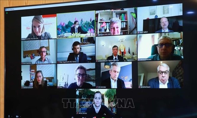 Virtuelle Sitzung zur Übermittlung des Ergebnisses des 13. Parteitages der KPV