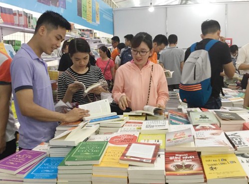Ziel bis 2025: Alle Stadtbezirke und Kreise in Hanoi verfügen über Privatbibliotheken