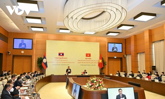 Erfahrungsaustausch zwischen Parlamenten Vietnams und von Laos