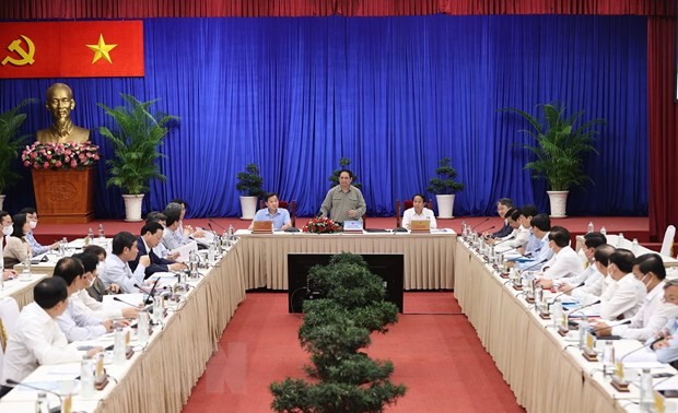 Premierminister Pham Minh Chinh: Bautempo der Autobahn soll gefördert werden