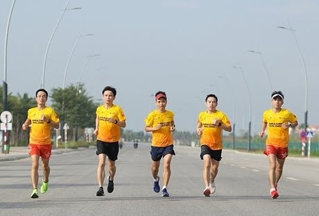 11.000 Menschen nehmen an Vnexpress Marathon Amazing Halong teil
